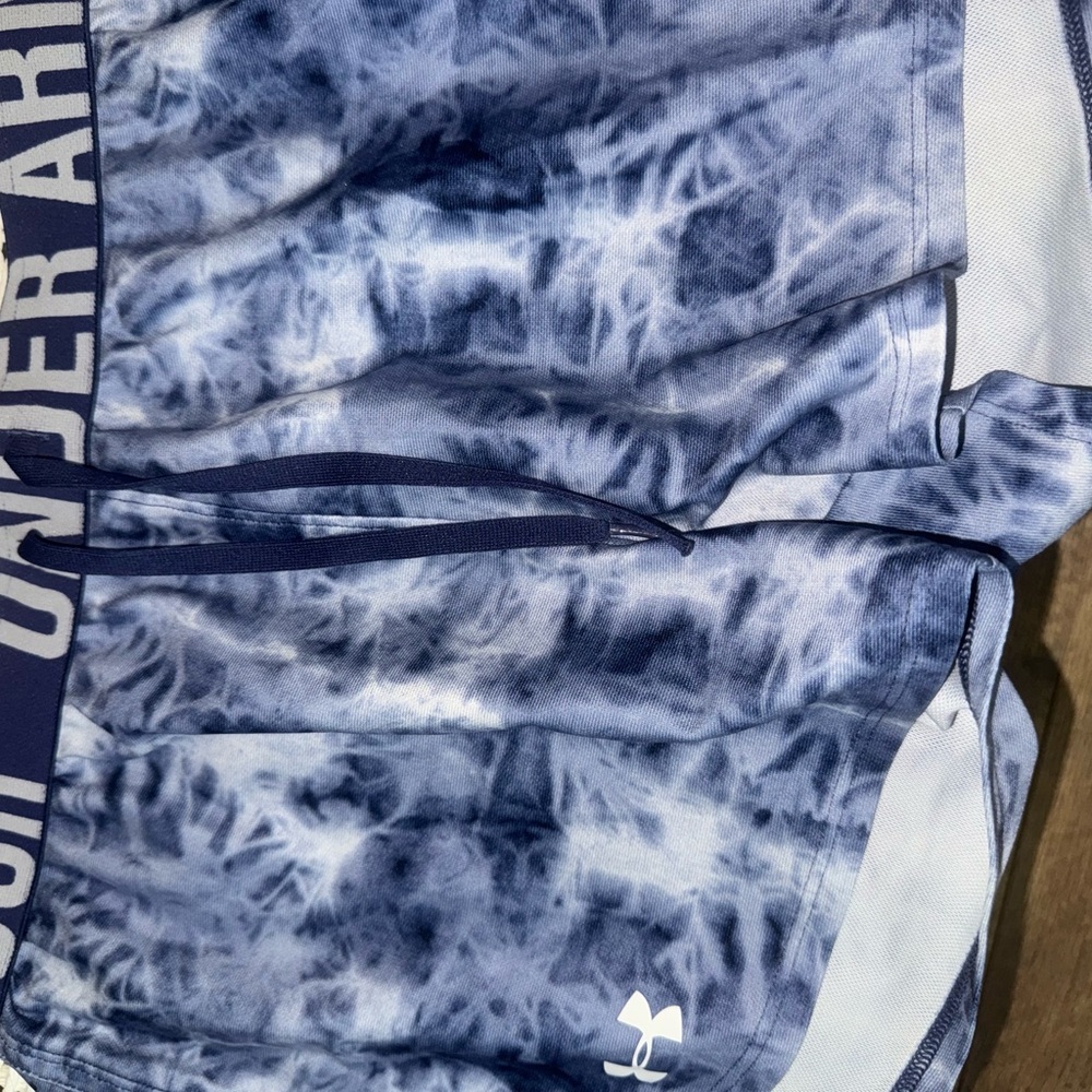 Under Armour Navy and White Patterned Shorts